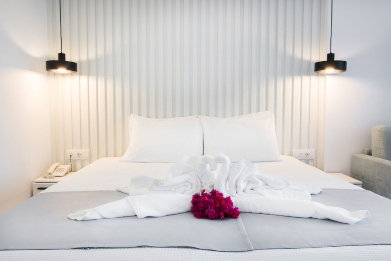 Bedroom 3, Konstantinos Palace, South Aegean