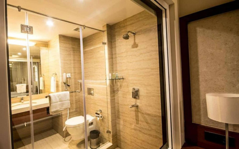 Bathroom 4, The Altruist Hitech Hotel, Hyderabad