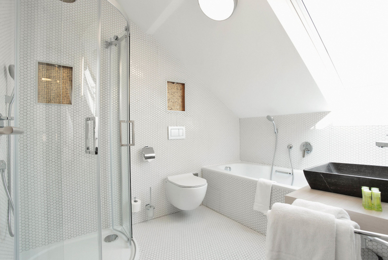 Bathroom 5, Absolutum Wellness Hotel, Praha 7