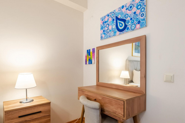 Others 2, Pleasant Flat With Central Location in Sisli, Beyoğlu