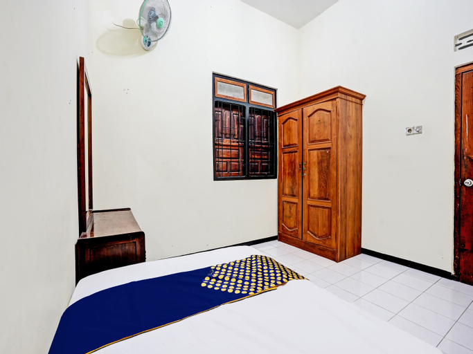 Bedroom 4, OYO Life 92785 Wisma Trubus  Syariah, Tuban
