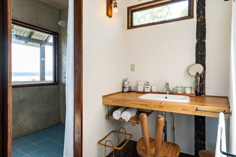Bathroom 2, Tree-house Hotel Morinosubako, Nakijin
