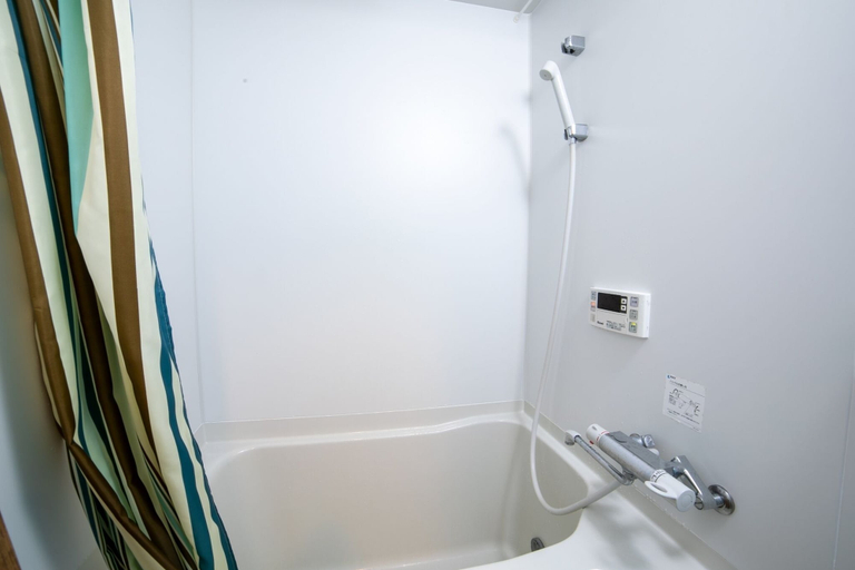 Bathroom 4, Villa Sacra, Kamakura