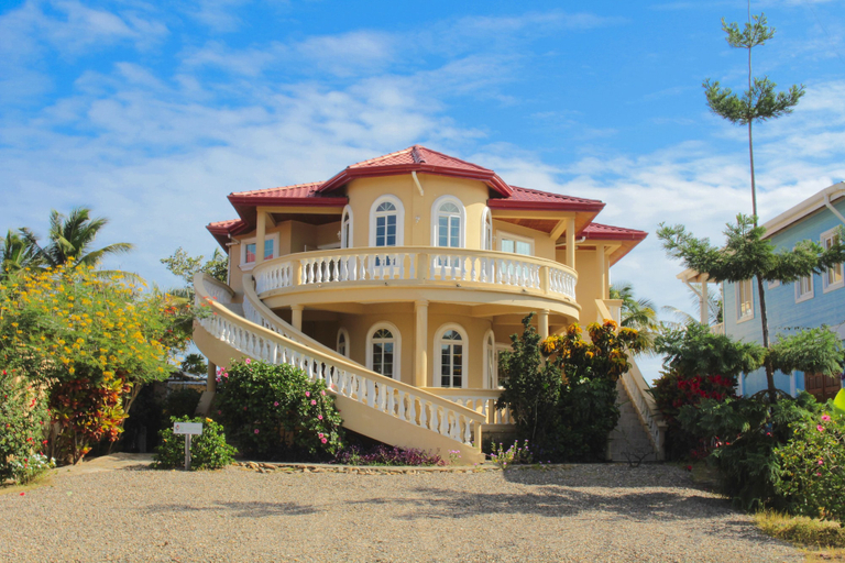 Exterior & Views 2, Blue Parrot Beach House