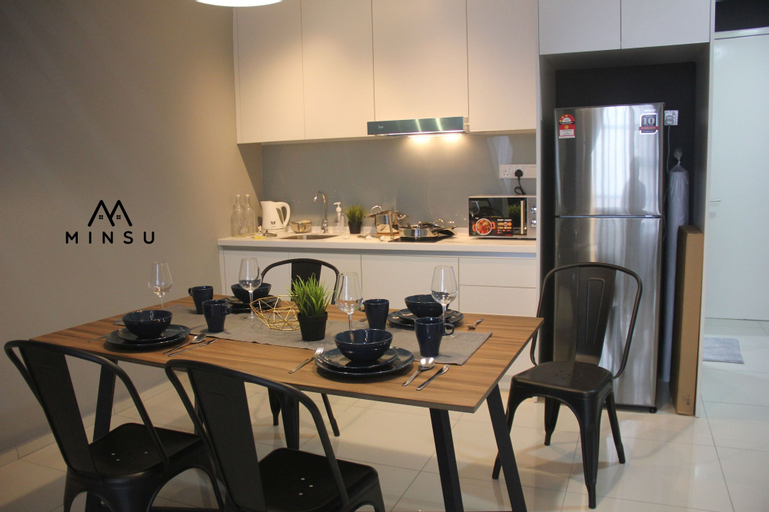 Dining Room 10