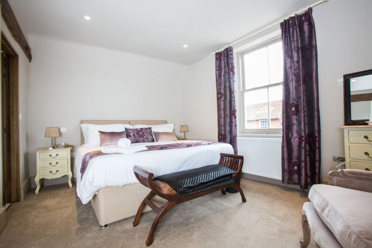 Bedroom 2, The Harvard Inn, Essex