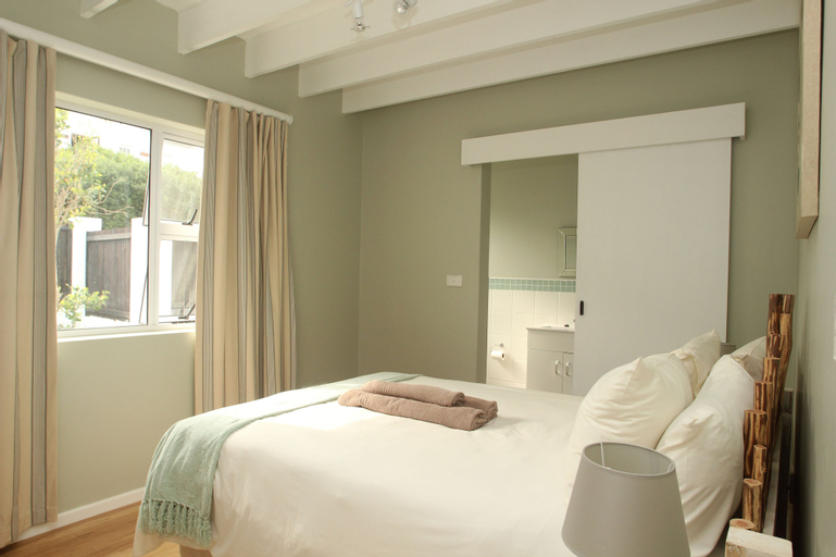 Bedroom 12