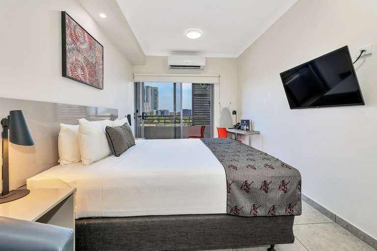 Bedroom 3, Argus Hotel Darwin, Darwin