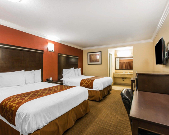Bedroom 3, Rodeway Inn & Suites Coronado, Riverside