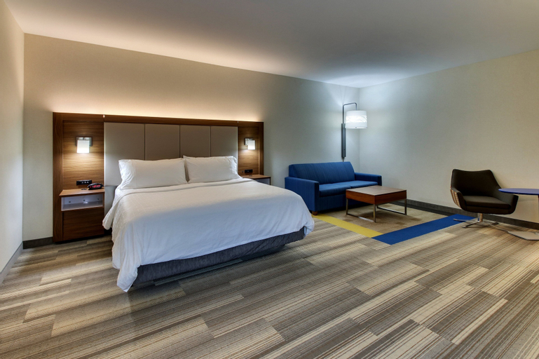 Bedroom 9