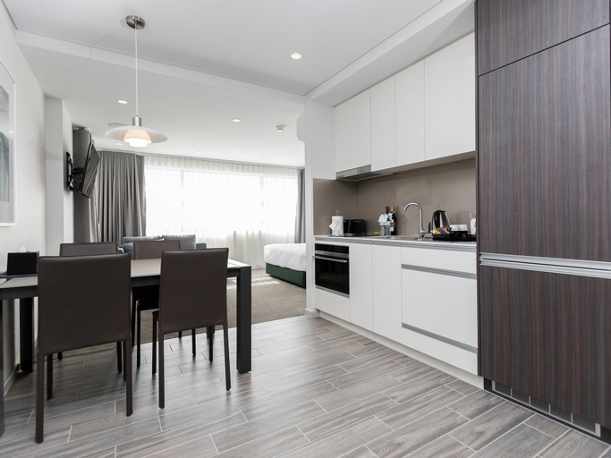 Dining Room 4