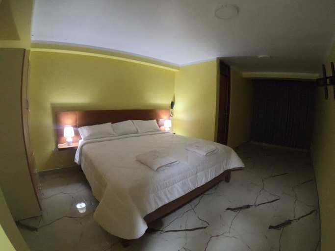 Bedroom 4, Hotel Royals, Huaraz