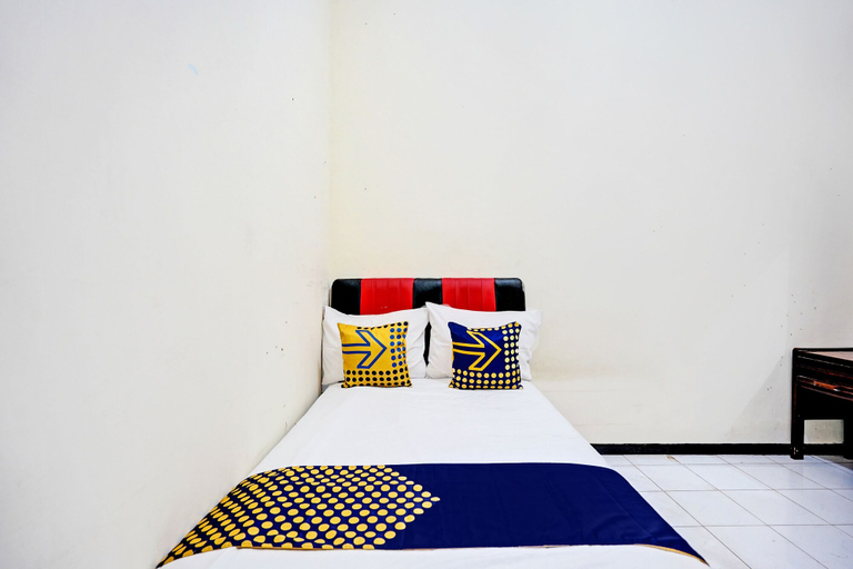 Bedroom 4, OYO Life 92785 Wisma Trubus Syariah, Tuban