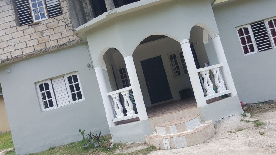 Exterior & Views, Summer Hill air bnb Home Away From Home