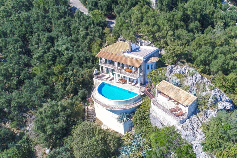 Room 4, House On The Rocks in Nisaki, Ionian Islands