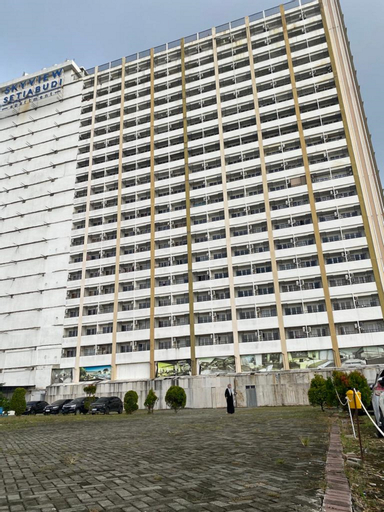 Exterior & Views 2, Skyview Setiabudi Apartement by Sewa Lo, Medan