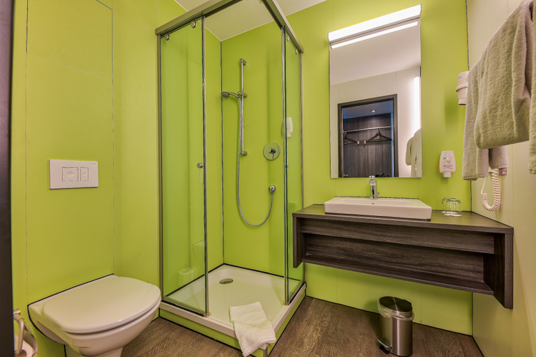 Bathroom 5, Economy-Hotel, Ulm