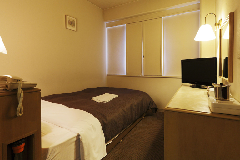 Bedroom 3, Okazaki Daiichi Hotel, Okazaki