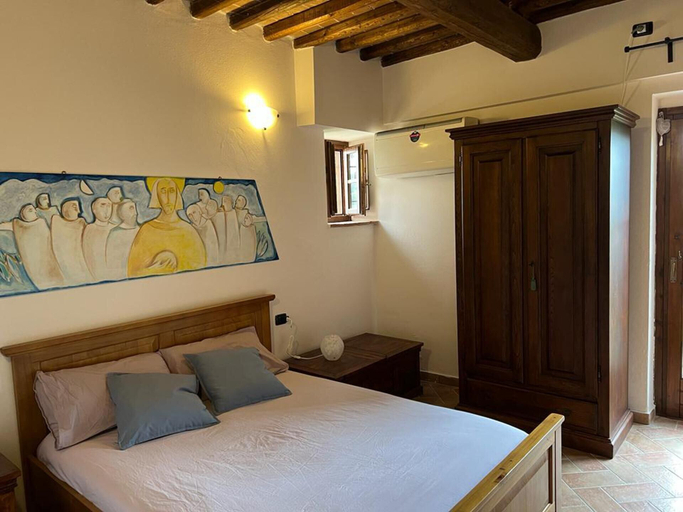 Bedroom, Lovely Home Between Volterra and San Gimignano, Siena