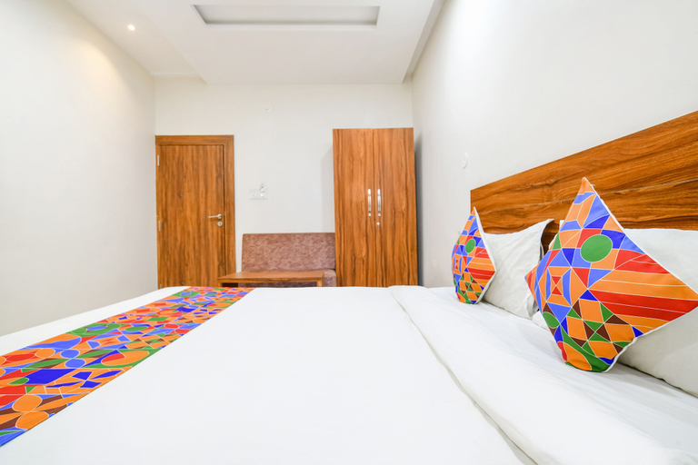 Bedroom 2, FabHotel Adiyogi Aura, Indore