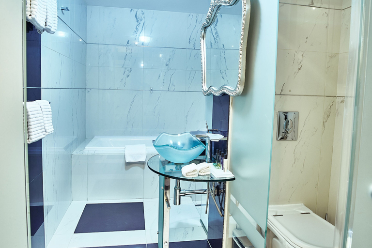 Bathroom 5, Grand Hotel Continental Bucuresti, Municipiul Bucuresti