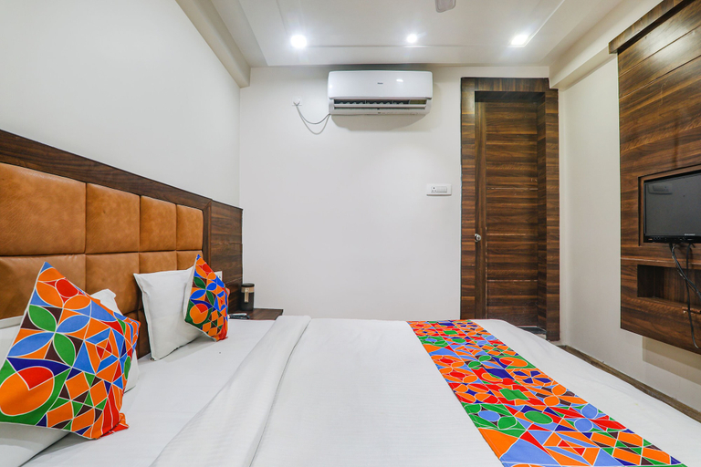 Bedroom 2, Fabhotel Bless Inn, Kaushambi