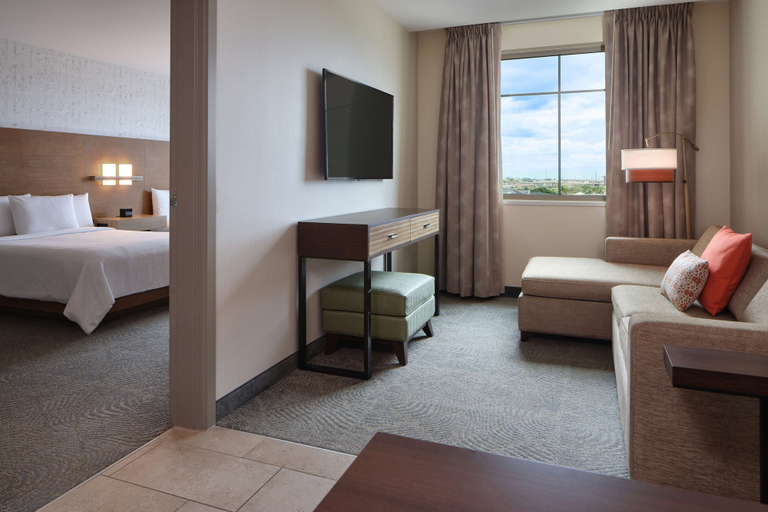 Bedroom 3, Embassy Suites By Hilton Oahu Kapolei, Honolulu