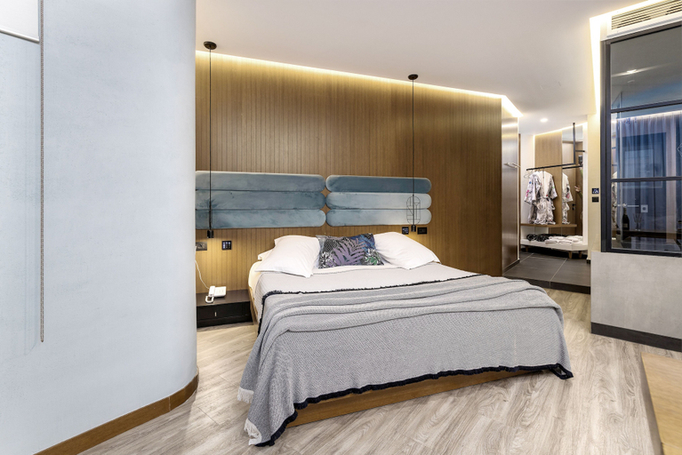 Bedroom 3, Dyo Suites, Crete