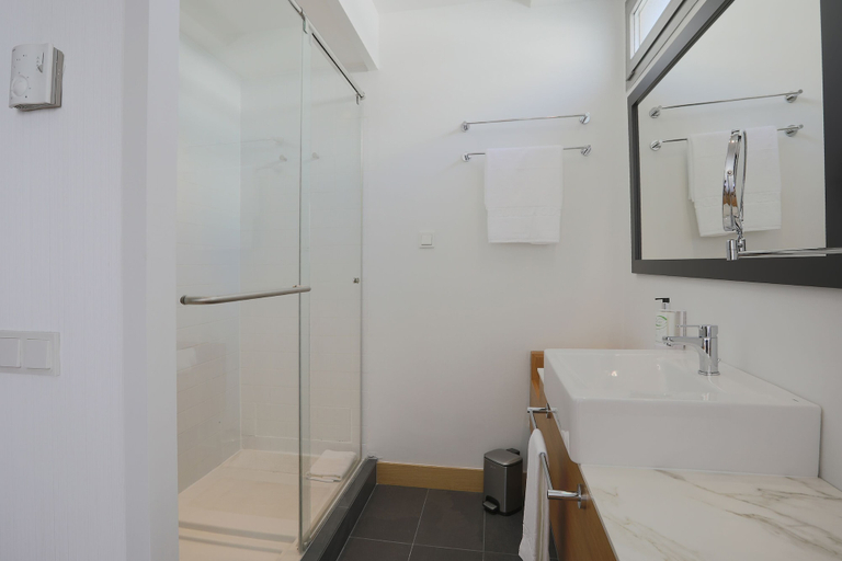 Bathroom 5, Hotel Villa Odón, Madrid