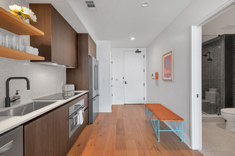 Dining Room 8
