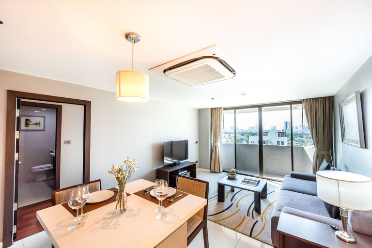 Dining Room 4