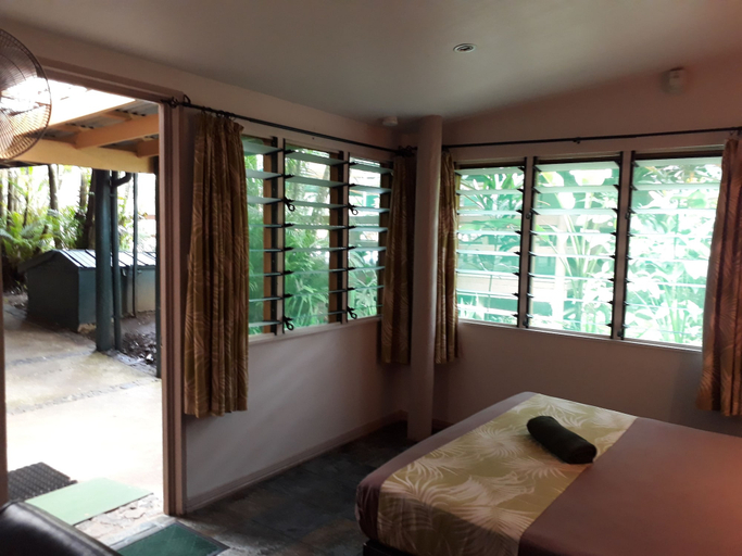 Bedroom 3, Rainforest Eco Lodge, Rewa