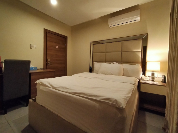 Bedroom 2, Iris Hotel, AbujaMun
