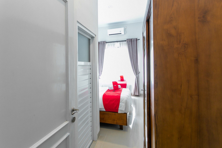 Bedroom 15