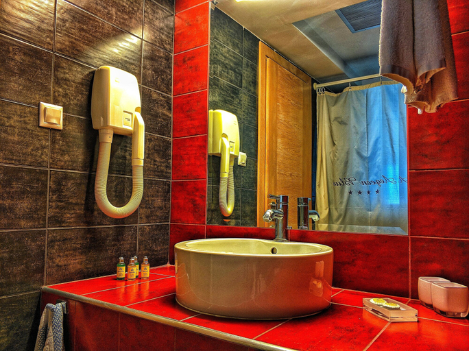 Bathroom 5, Aegean Blue Beach Hotel, Central Macedonia