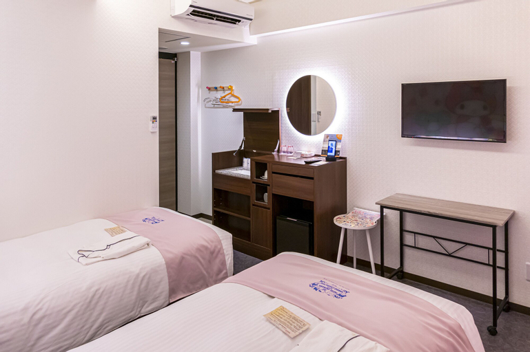 Bedroom 25