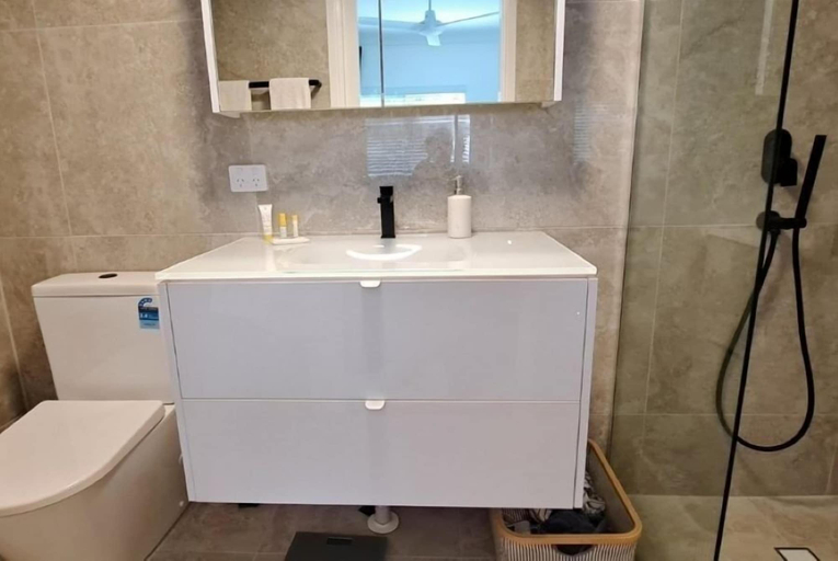 Bathroom 3, The York Beachfront Holiday Apartments, Cairns