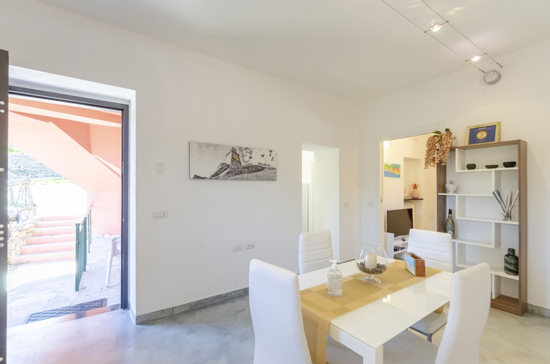 Dining Room 5
