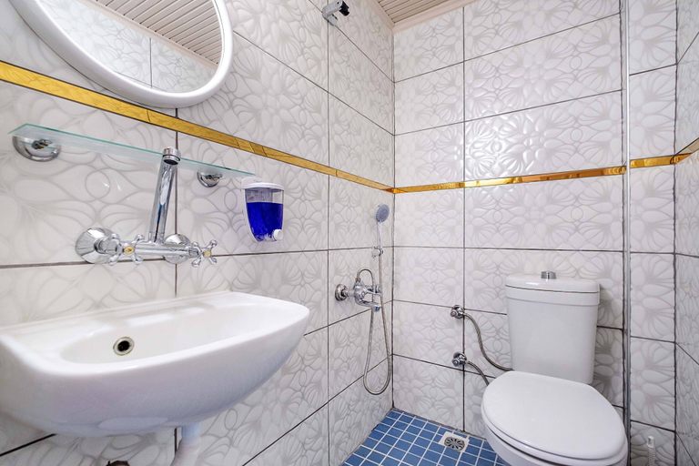 Bathroom 4, Petunya Pansiyon, Fethiye