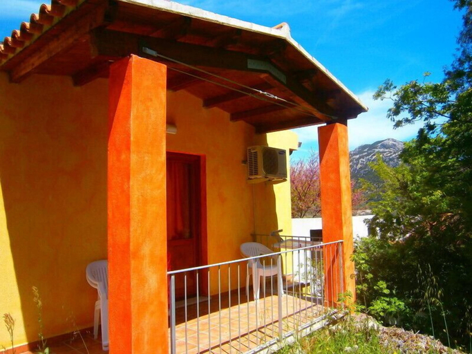 Exterior & Views 2, Hotel Sant'Elene, Nuoro