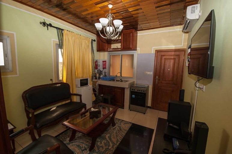 Others 5, The Address Denver Residence, Wouri