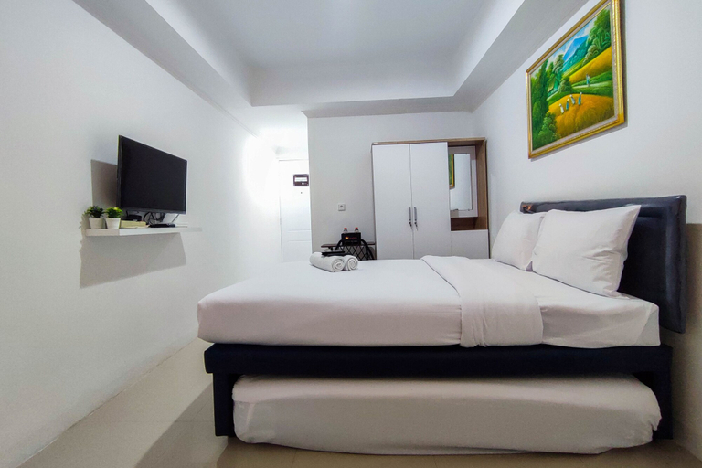 Room 5, Comfort And Well Design Studio At Paltrow City Apartment, Semarang