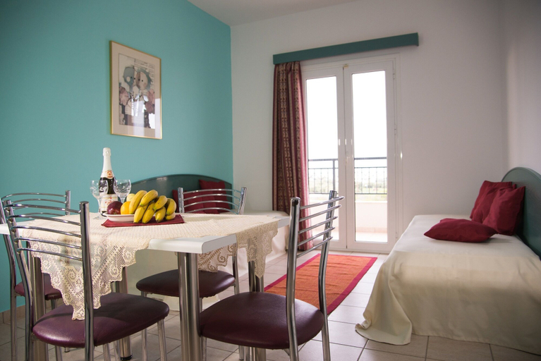 Bedroom 4, Theoni Apartments, Crete