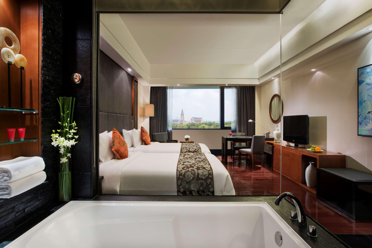 Bathroom 14