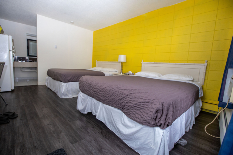 Bedroom 3, Camrose Motel, Division No. 10
