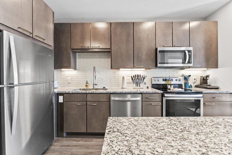 Room 3, Comfy 1BR King Suite Close to Downtown w Fast Wifi, Travis