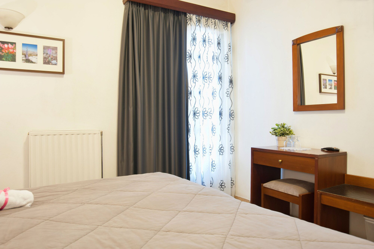 Bedroom 2, Artemis Hotel, Central Greece