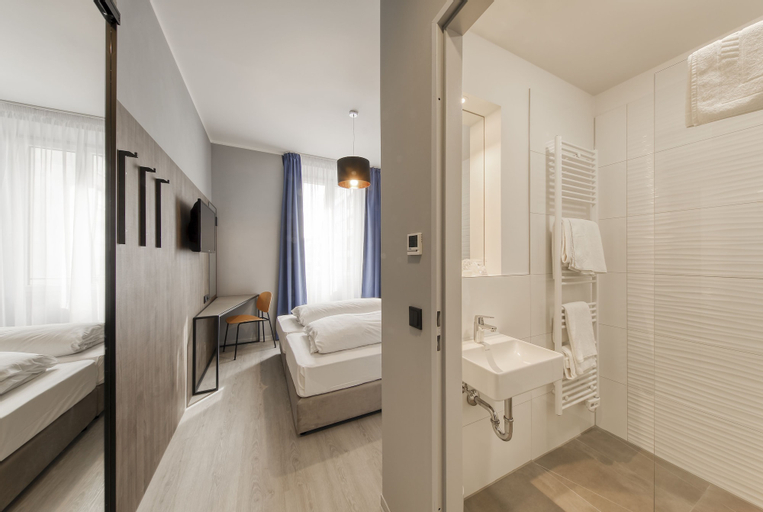Bedroom 29