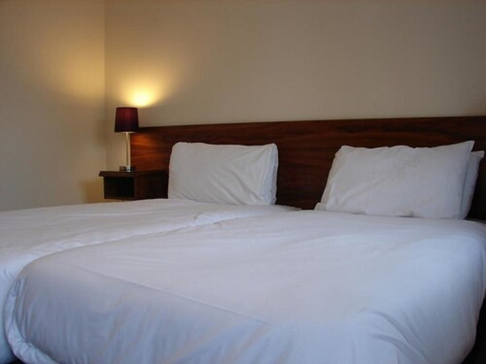 Bedroom 2, The Star and Garter, Hampshire