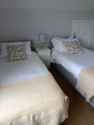 Bedroom 3, Hillcrest B&B